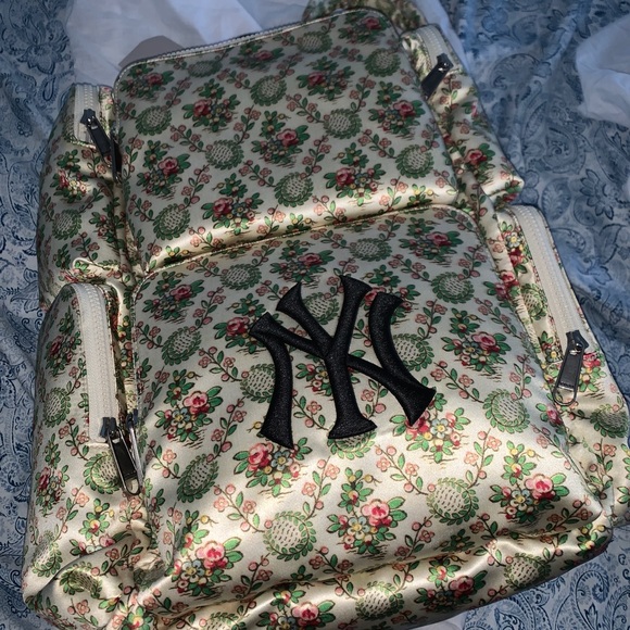 Gucci yankee backpack - Picture 3 of 10
